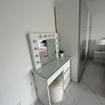 Garden Apartment *