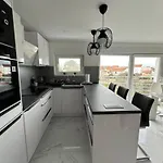 Apartman Garden *