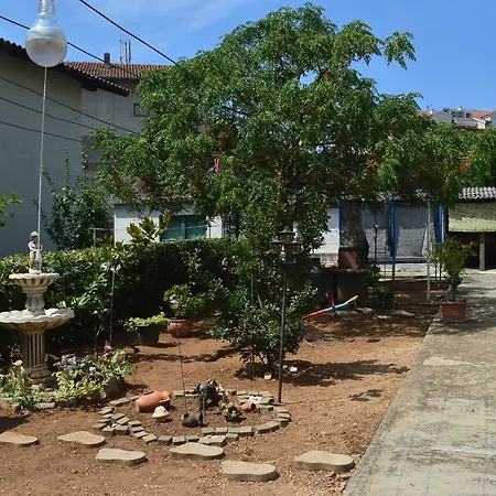 Apartment Garden *